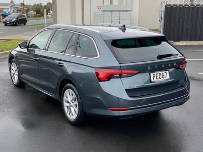2022 Skoda Octavia - Thumbnail