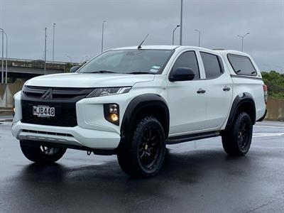 2019 Mitsubishi Triton - Thumbnail