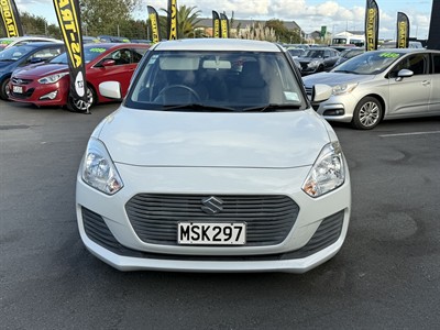 2017 Suzuki Swift - Thumbnail