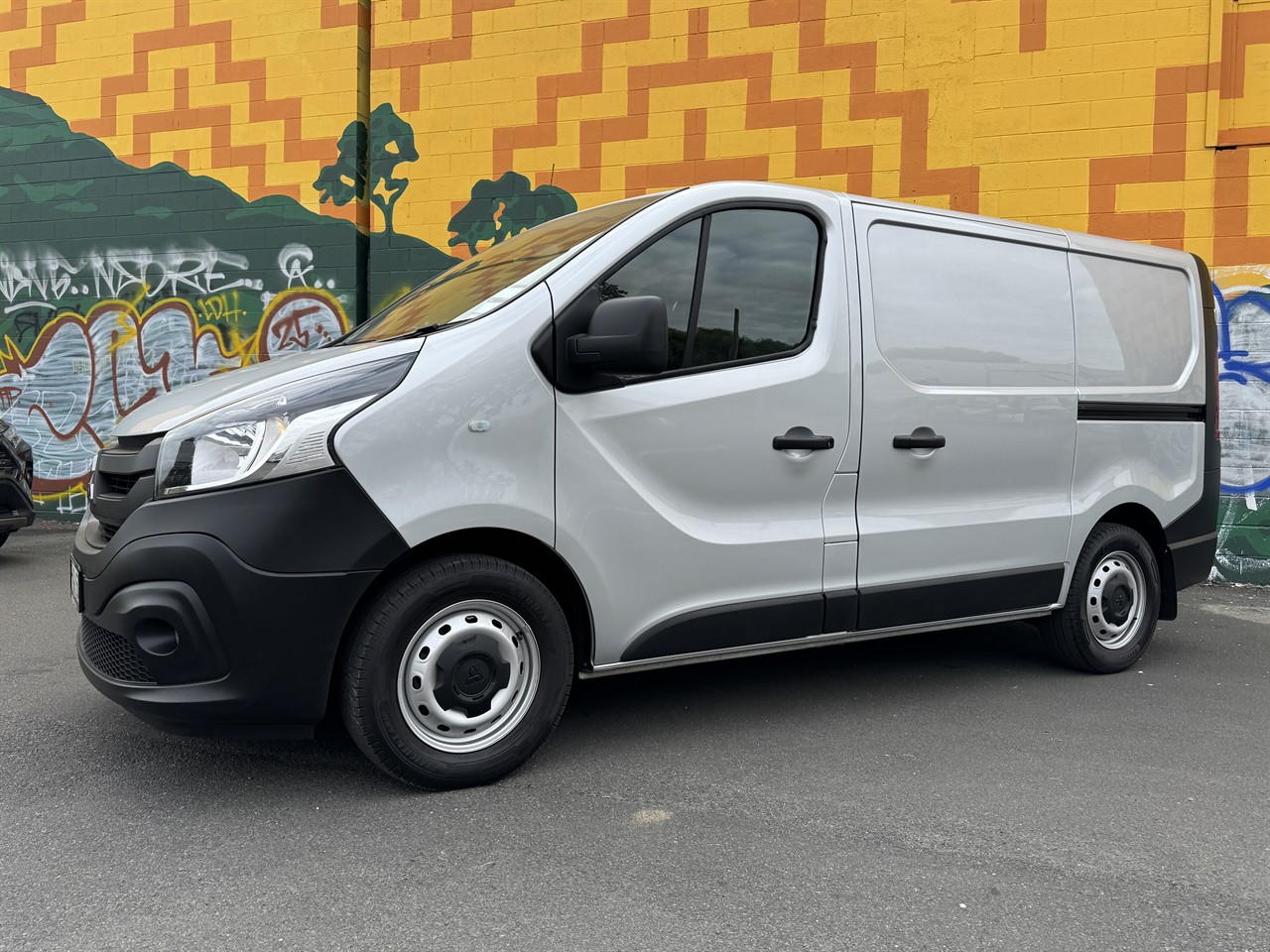 2022 Mitsubishi Express
