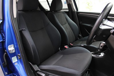 2014 Suzuki Swift - Thumbnail