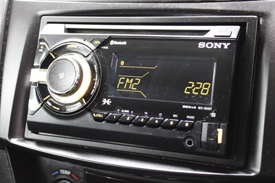 2014 Suzuki Swift - Thumbnail