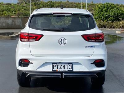 2023 MG ZS - Thumbnail