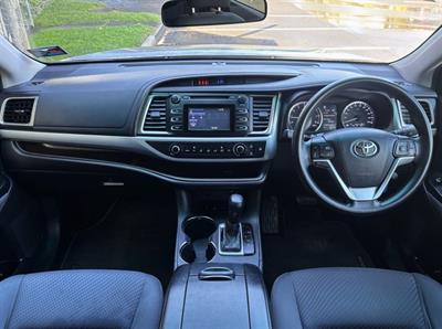 2017 Toyota Highlander - Thumbnail