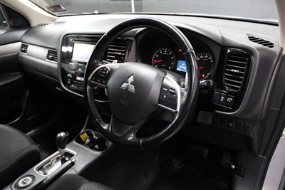 2013 Mitsubishi Outlander - Thumbnail