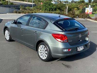 2016 Holden Cruze - Thumbnail