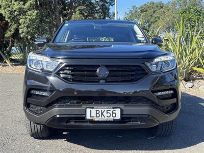 2017 Ssangyong Rexton - Thumbnail
