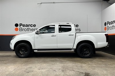 2017 Isuzu D-Max - Thumbnail