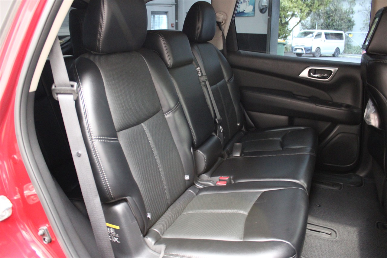 2017 Nissan Pathfinder