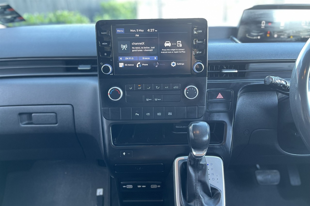 2021 Hyundai Staria