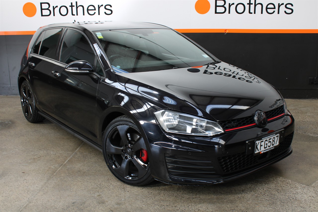 2016 Volkswagen GOLF