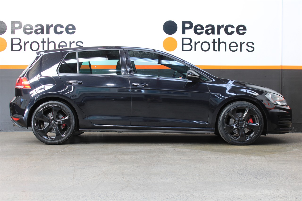 2016 Volkswagen GOLF