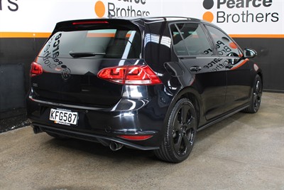 2016 Volkswagen GOLF - Thumbnail