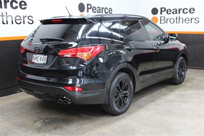 2014 Hyundai Santa Fe - Thumbnail