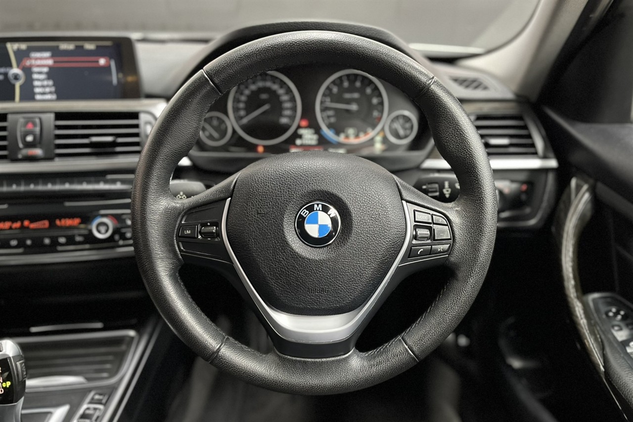 2012 BMW 320I