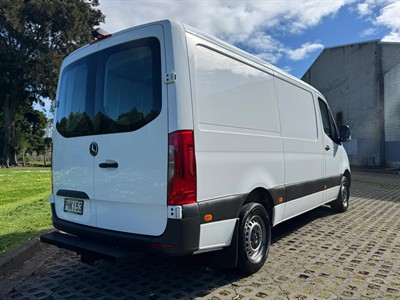 2022 Mercedes-Benz Sprinter - Thumbnail