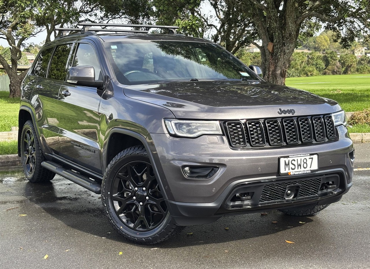 2020 Jeep GRAND CHEROKEE