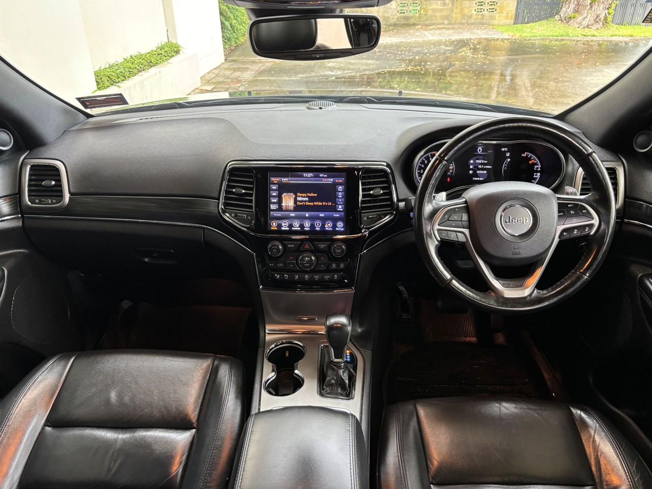 2020 Jeep GRAND CHEROKEE