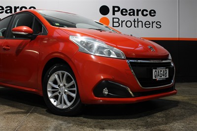 2016 Peugeot 208 - Thumbnail