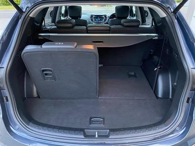 2017 Hyundai SANTA FE - Thumbnail