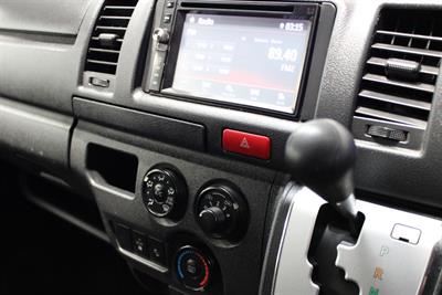 2018 Toyota Hiace - Thumbnail
