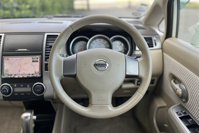 2011 Nissan Tiida - Thumbnail