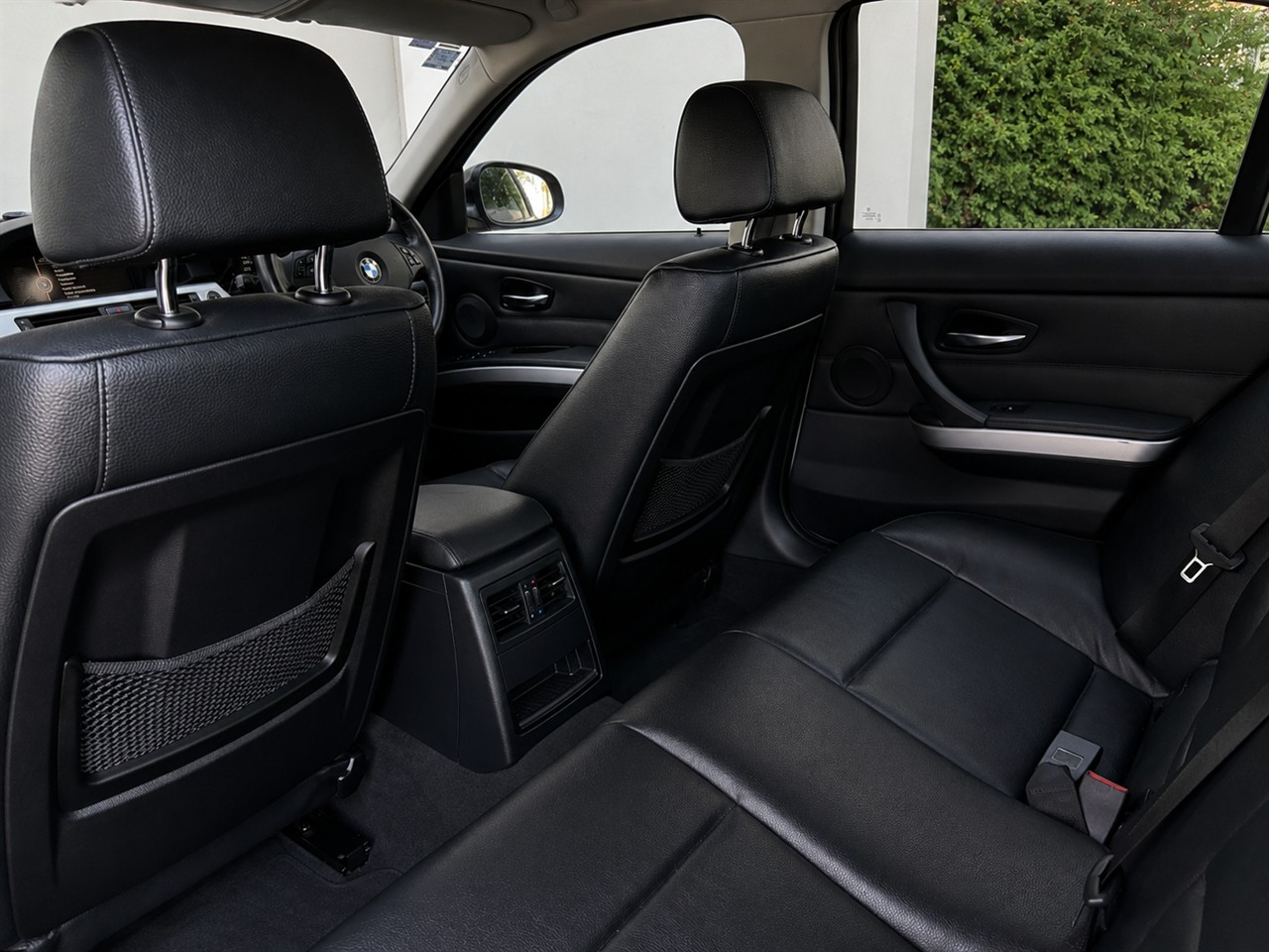 2010 BMW 320i