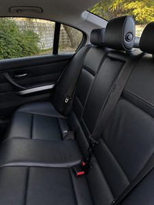 2010 BMW 320i - Thumbnail