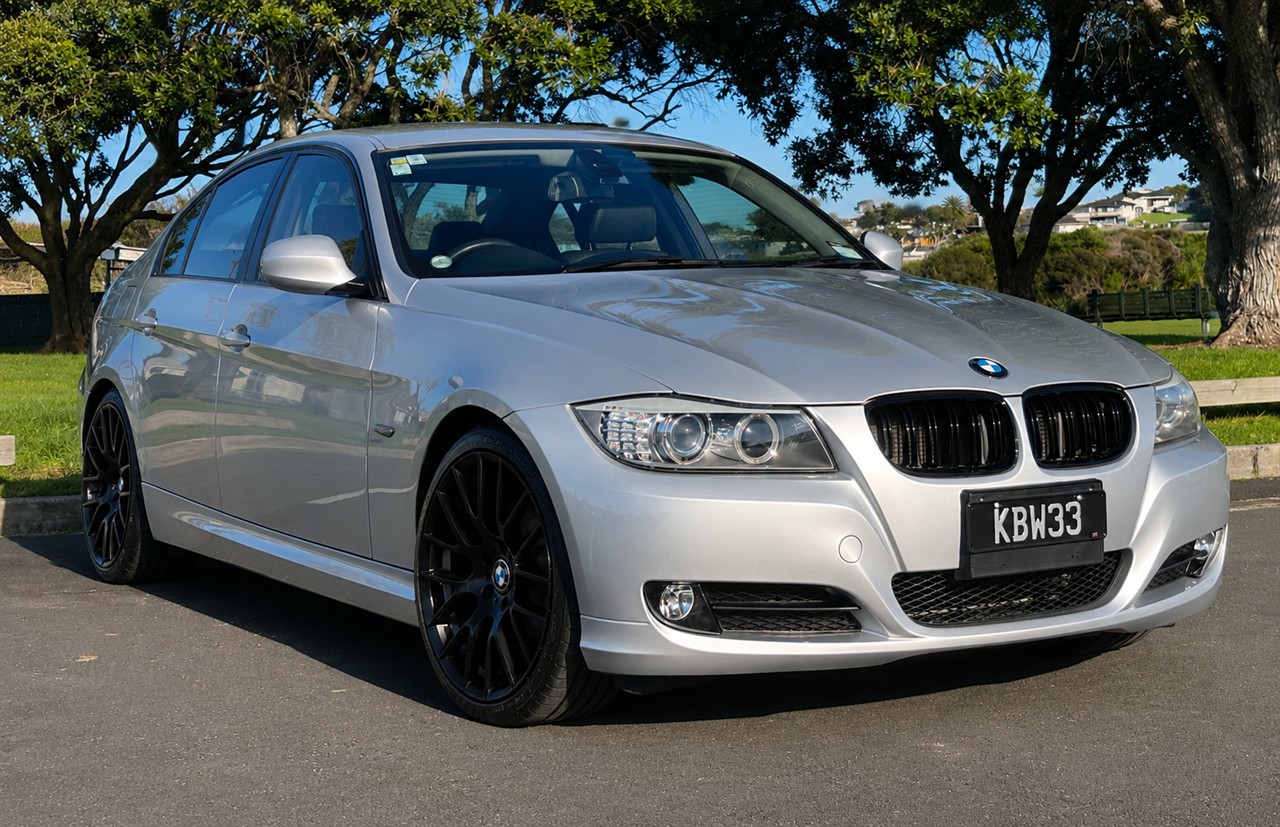 2010 BMW 320i