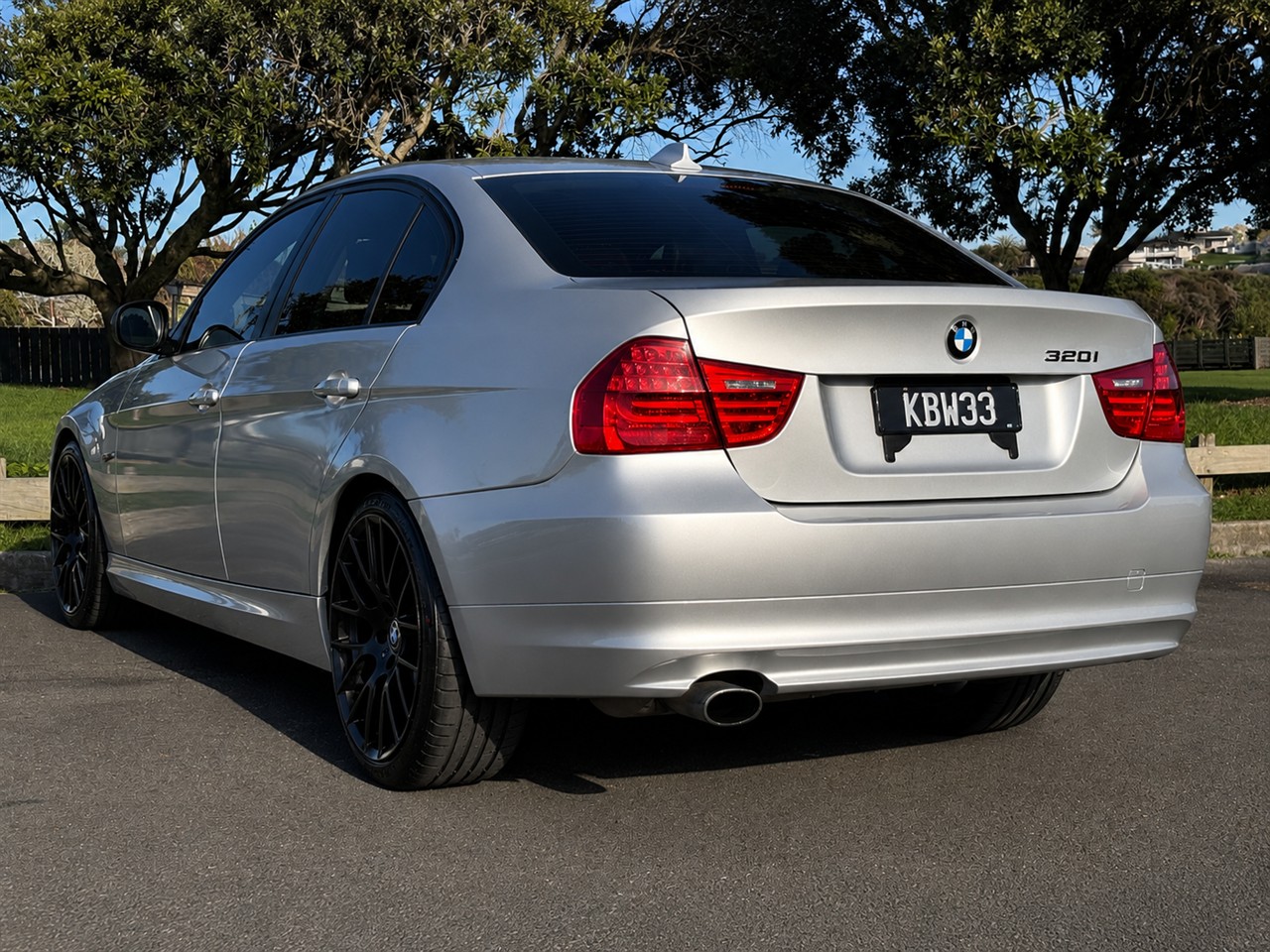 2010 BMW 320i