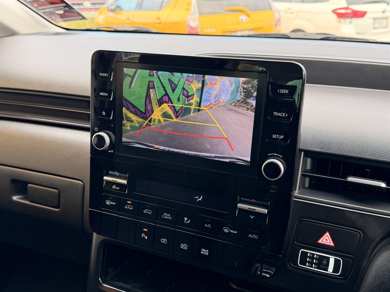 2022 Hyundai Staria