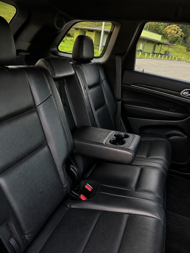 2021 Jeep GRAND CHEROKEE