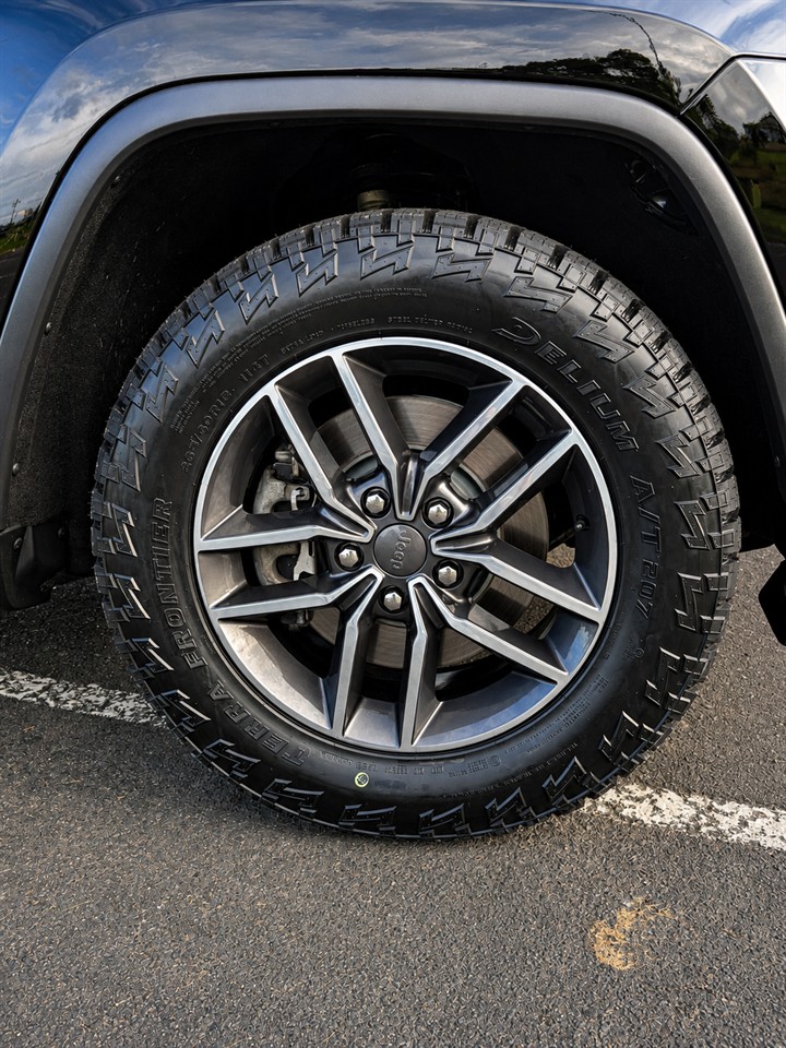 2021 Jeep GRAND CHEROKEE