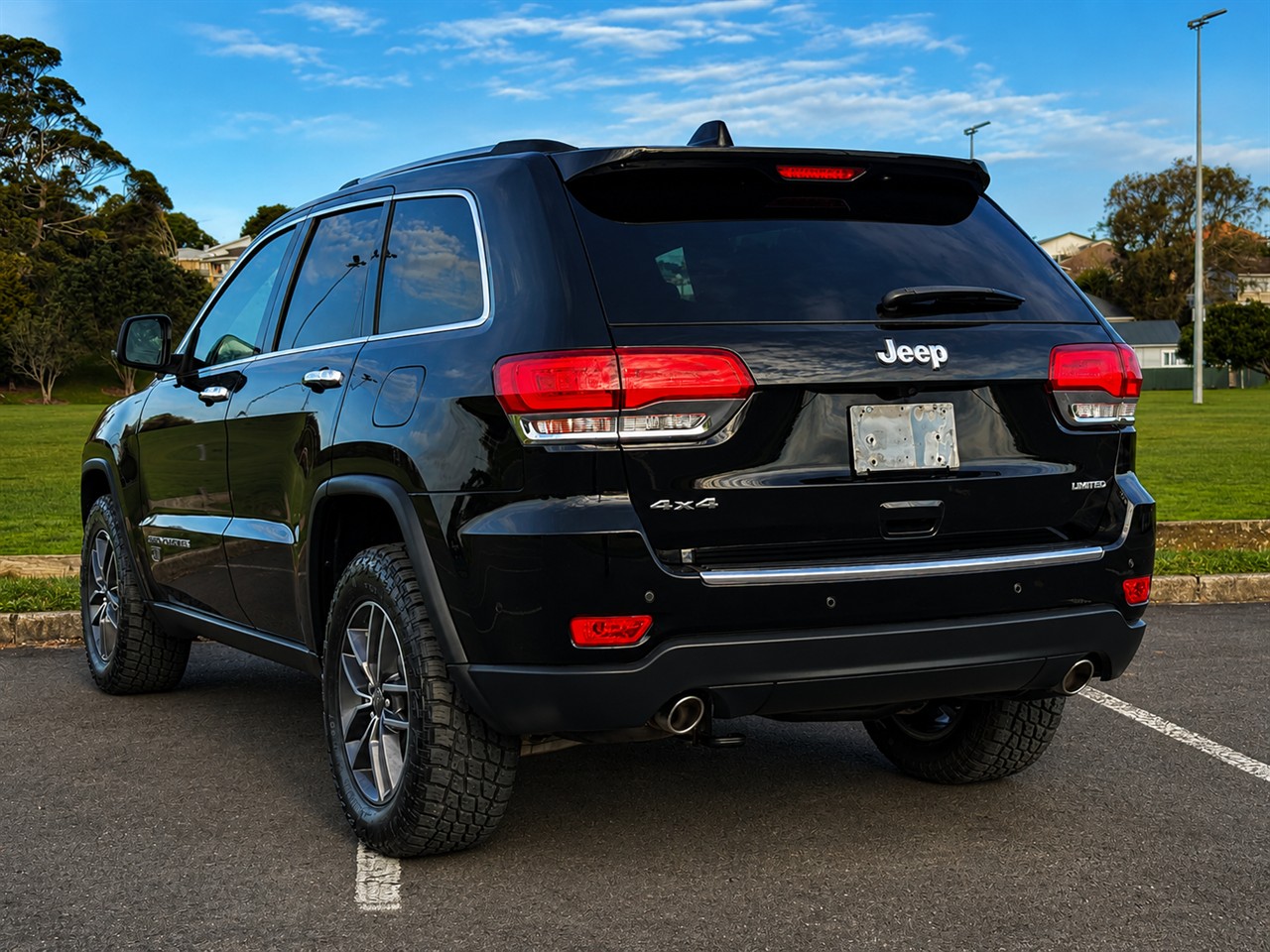 2021 Jeep GRAND CHEROKEE