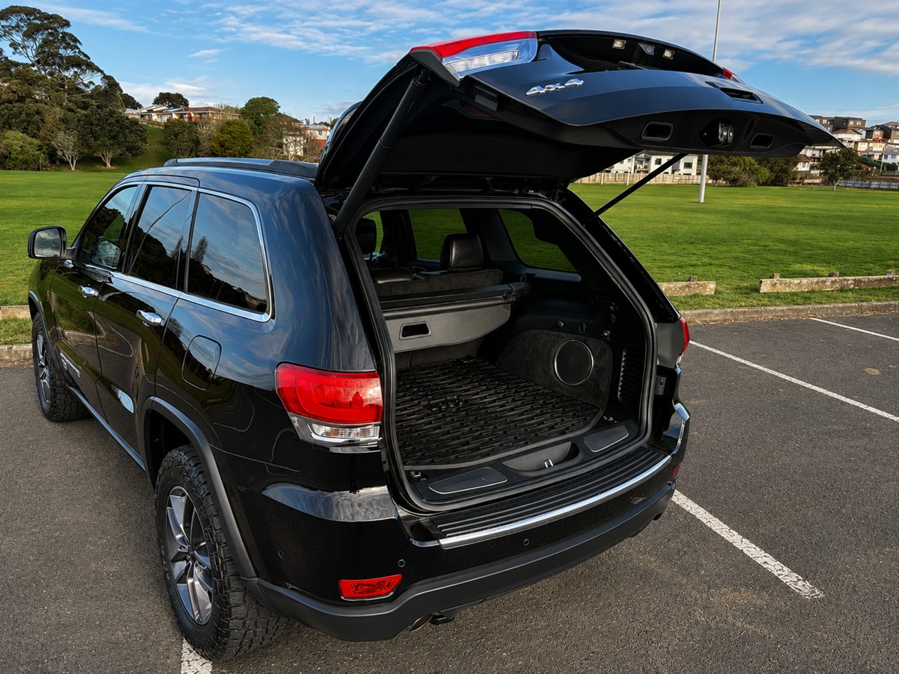 2021 Jeep GRAND CHEROKEE