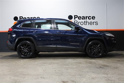 2014 Jeep CHEROKEE - Thumbnail