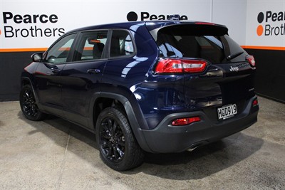 2014 Jeep CHEROKEE - Thumbnail