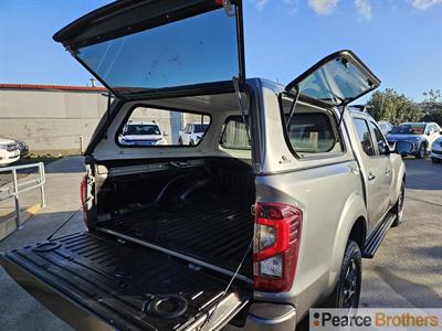 2021 Nissan Navara - Thumbnail