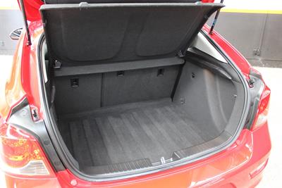 2015 Holden Cruze - Thumbnail