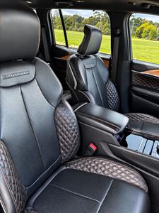 2023 Jeep GRAND CHEROKEE - Thumbnail