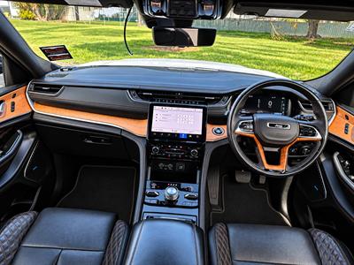2023 Jeep GRAND CHEROKEE - Thumbnail