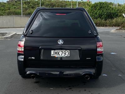 2015 Holden Commodore - Thumbnail