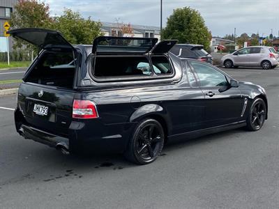2015 Holden Commodore - Thumbnail