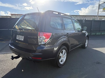 2011 Subaru FORESTER - Thumbnail