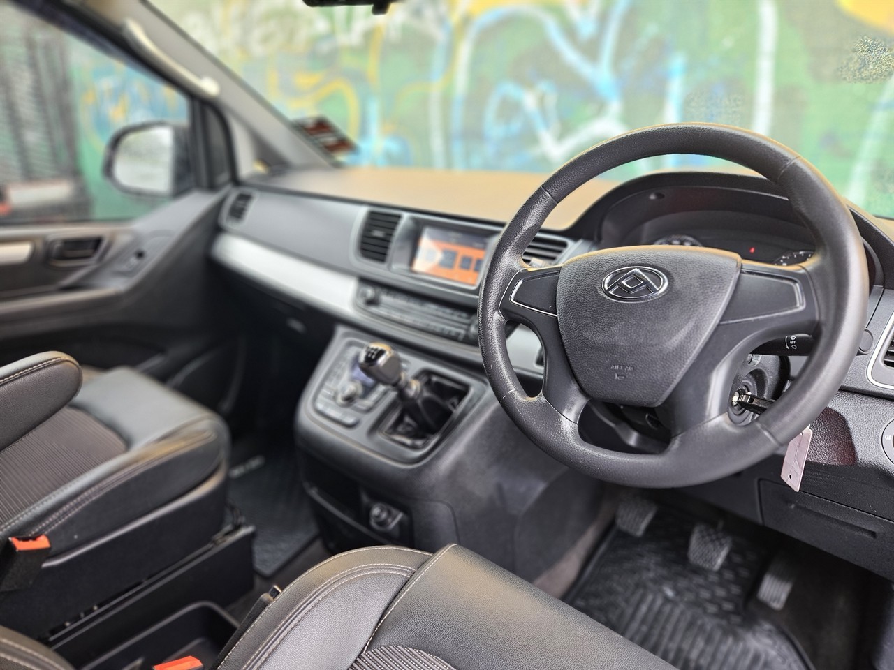 2022 LDV G10