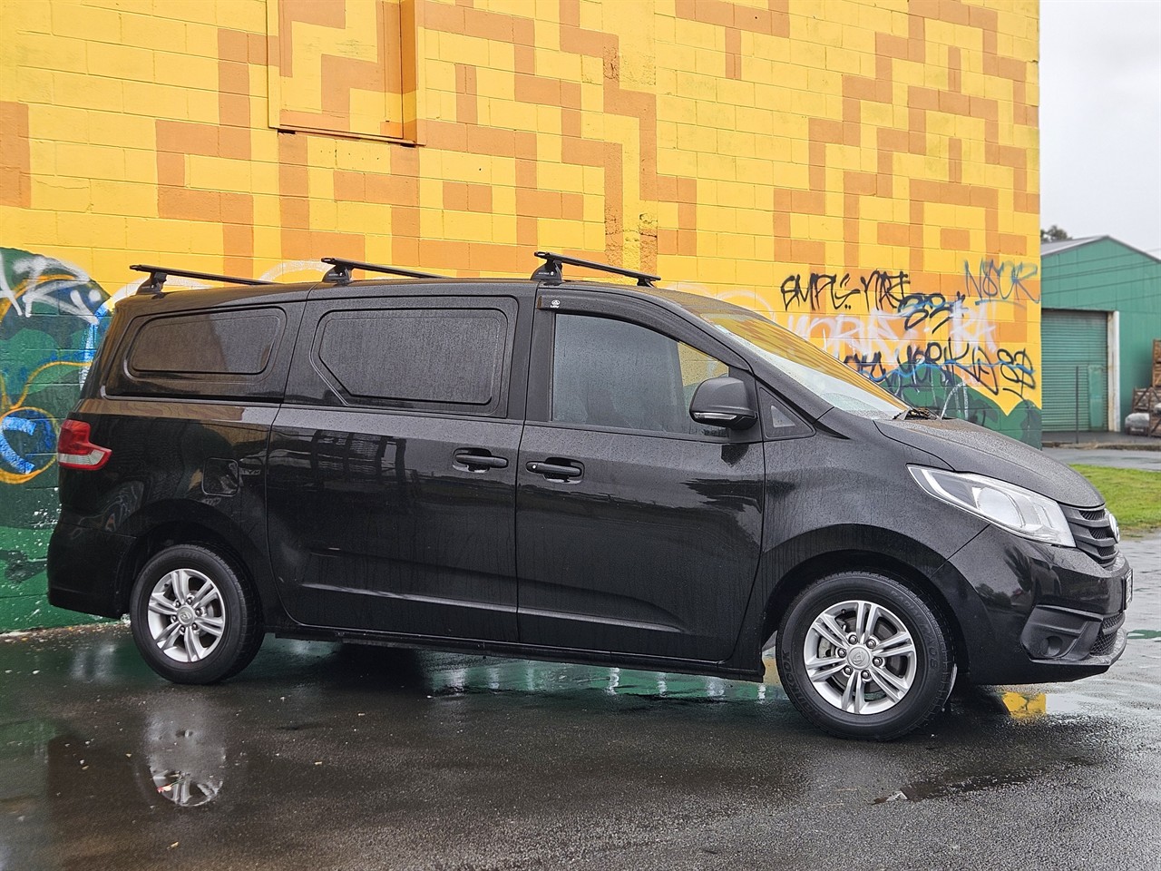 2022 LDV G10