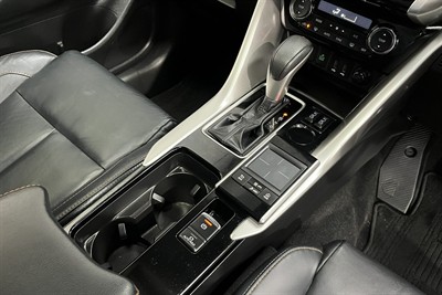 2018 Mitsubishi Eclipse Cross - Thumbnail