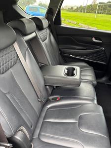 2020 Hyundai SANTA FE - Thumbnail