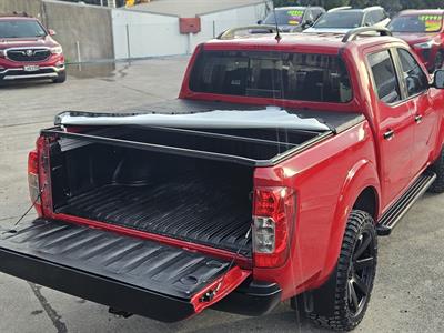 2021 Nissan Navara - Thumbnail