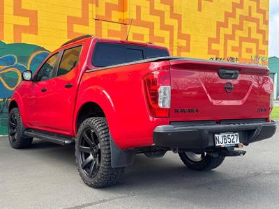 2021 Nissan Navara - Thumbnail